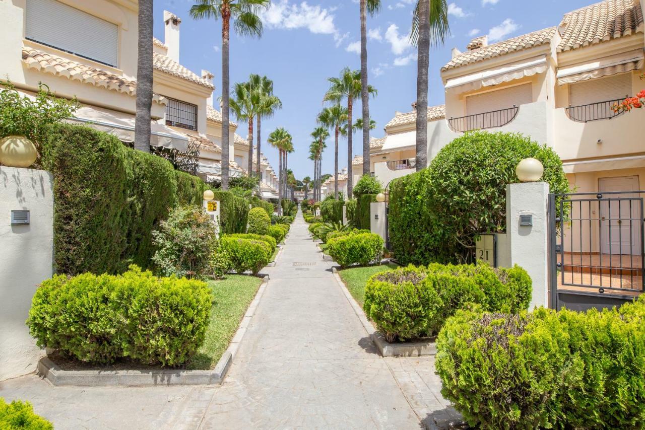Stylish Townhouse In Beachfront Complex Марбелья Екстер'єр фото