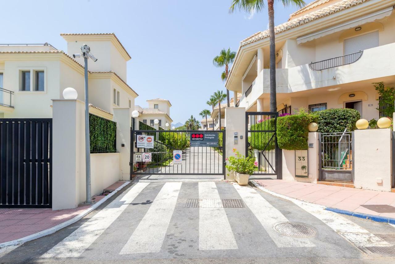 Stylish Townhouse In Beachfront Complex Марбелья Екстер'єр фото